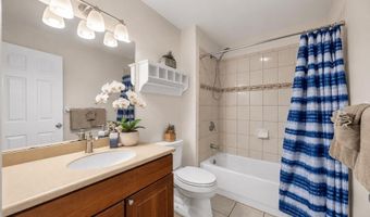 201 Ho'opili Akau St, Kihei, HI 96753