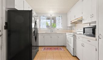 664 Kihapai St, Kailua, HI 96734