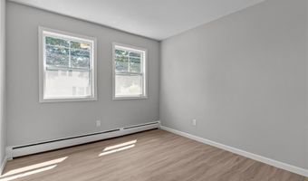 34 Vermont St, Cranston, RI 02920