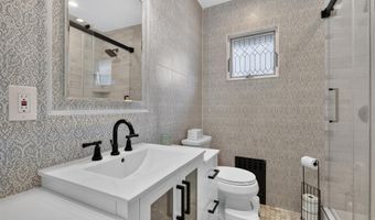131 Dorset Ave, Albertson, NY 11507