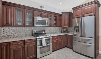 1511 W Pheasant Trail Ln 2, Arlington Heights, IL 60004
