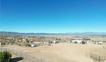 20421 Riverview Rd, Apple Valley, CA 92308