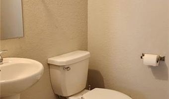 702 SW Loudon Dr, Bentonville, AR 72712