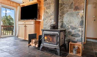 67 Mount Gardner Rd, Bath, NH 03740