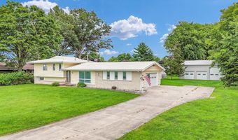 811 E ST RT 133 St, Arcola, IL 61910