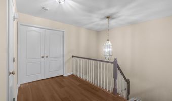 43729 STOKE CHAPEL Ter, Ashburn, VA 20148