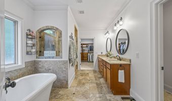 1005 Renfroe Lk, Auburn, GA 30011