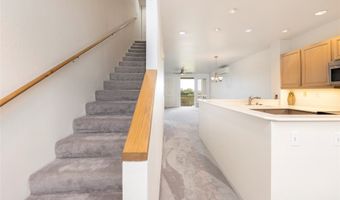 1317 Moanalualani Way 13C, Honolulu, HI 96819