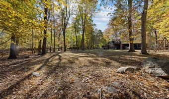 19 Apple Blossom Ct, Airmont, NY 10952