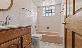 4317 W Linecrest Dr, Alsip, IL 60803