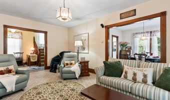 49 Western Ave, Bath, ME 04530