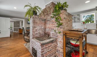 236 Main St, Candia, NH 03034