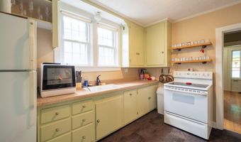 417 Monroe St, Allegan, MI 49010