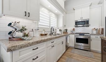 640 N ALDER Dr, Chandler, AZ 85226