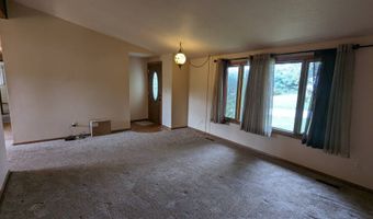 904 Guthrie St, Adair, IA 50002