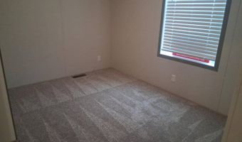 328 W. 53rd St 10, Anderson, IN 46013