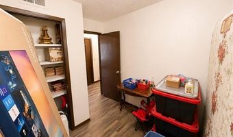 824 Virginia Ln, Ardmore, OK 73401