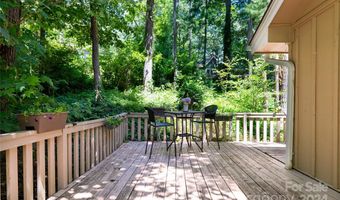 10 Muirfield Dr, Arden, NC 28704