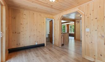 51 Sanford Rd, Alfred, ME 04002