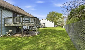 1700 E TRACIA Ln, Appleton, WI 54911