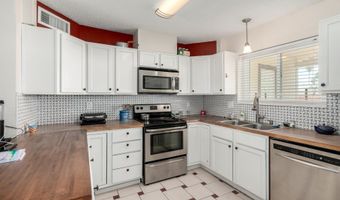 261 W 21ST Ave, Apache Junction, AZ 85120