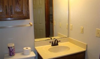 5243 Nowata Rd I-202, Bartlesville, OK 74006
