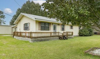 9903 Apple Dr, Abbeville, LA 70510