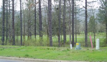 1490 Golf Club Dr, Cave Junction, OR 97523