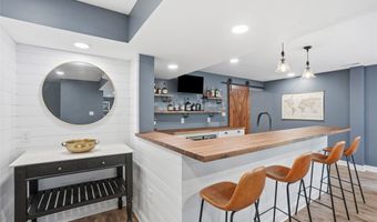 212 Pinnacle Ct, Adams Twp., PA 16059