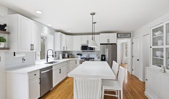 16 Chestnut St, Acton, MA 01720