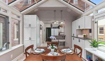 280 RIVER Dr, Appleton, WI 54915