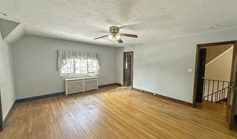 112 Oxford Pl, Bergenfield, NJ 07621