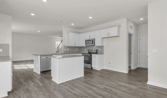 1052 Misty Creek Dr, Aberdeen, NC 28315