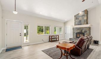 11714 E SHADOW Ln, Athol, ID 83801