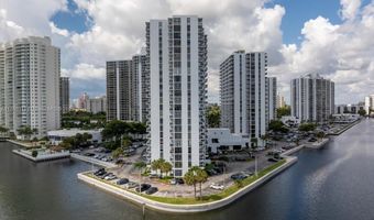 20515 E Country Club Dr 746, Aventura, FL 33180