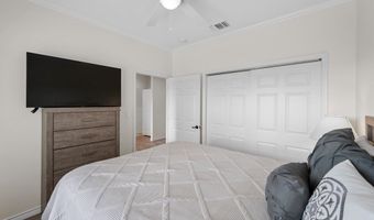 702 S BAY St, Aransas Pass, TX 78336