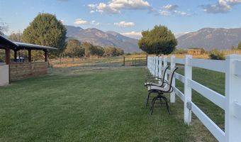 11 Camino De Adelaida Los Pinos Park, Arroyo Seco, NM 87514