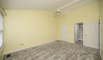 308 Kehrs Mill Bend Ct, Ballwin, MO 63011