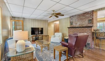 23208 Wild Cherry Ln, Abingdon, VA 24211