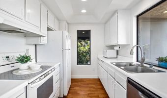 13735 Mango Dr, Del Mar, CA 92014