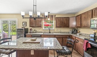 6332 Surrey Ct, Anderson, IN 46013