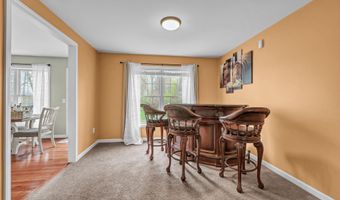 45 Pocono Ln 10, Danbury, CT 06810