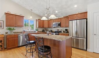 72 Country Meadow Ln, Glocester, RI 02814