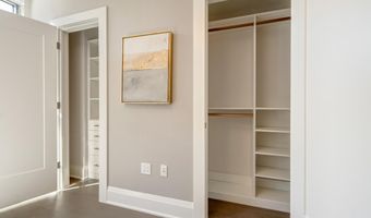 310 STRAND St 304, Alexandria, VA 22314