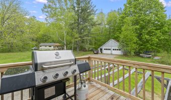 14 Lakeshore Dr, Belgrade, ME 04918