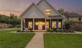 616 2nd St, Bentonville, AR 72712