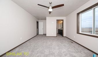 2423 E Caolinn Pl, Brandon, SD 57005