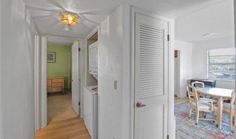 1640 JUNO Trl 204C, Astor, FL 32102