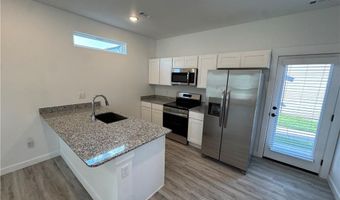 910 Massachusetts Ave, Bentonville, AR 72713