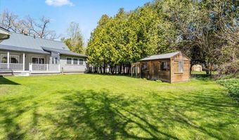 880 S Barre Rd, Barre, VT 05641